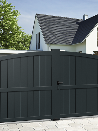 Portail battant aluminium Premium - Plein - ADRIATIQUE